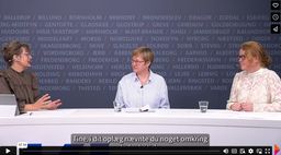 Tre deltagere i dialog om voksnes danskeres læsekompetencer