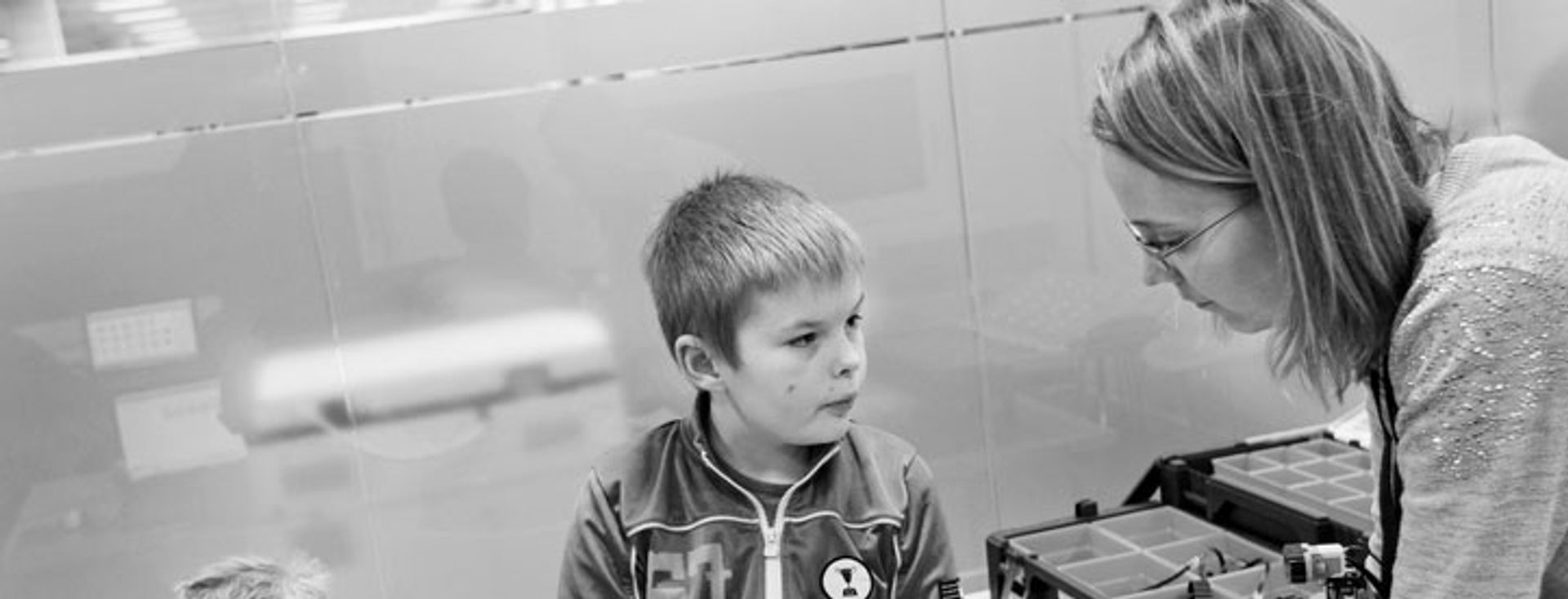 Medarbejderne på biblioteket er blevet en form for værter