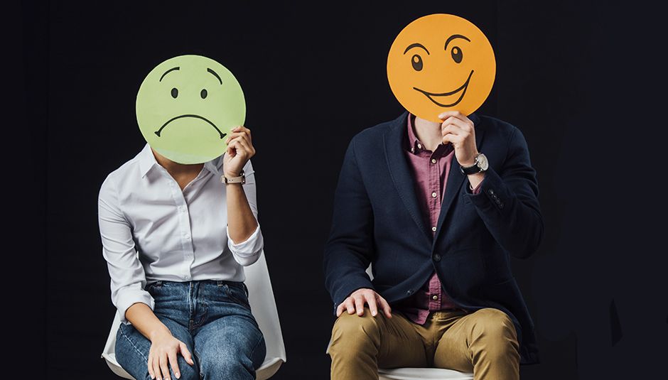 Lad følelserne blive hjemme fra jobbet? Glem det!