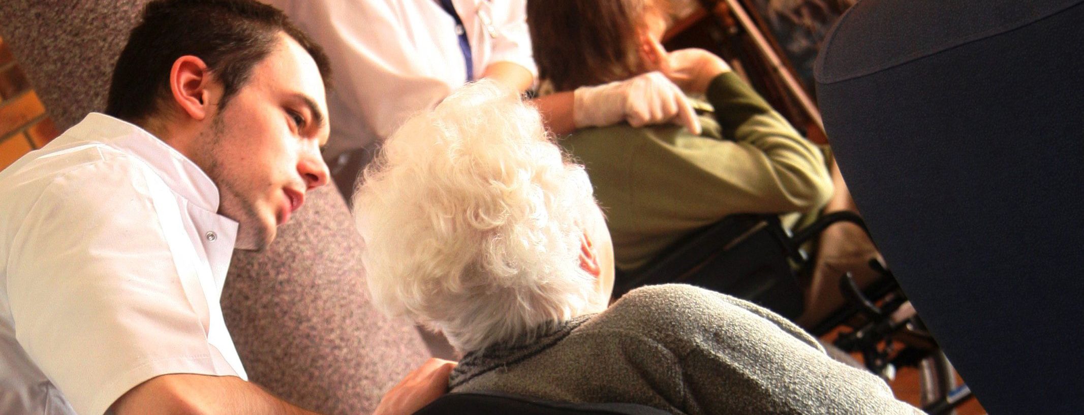 flere mænd i omsorgsfag