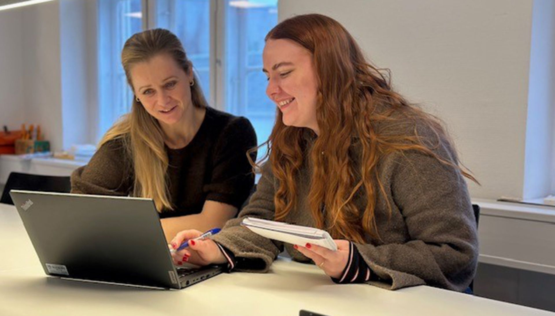 Anna Louise Damgaard Møller (TV) og Frida Matilde Egedorf Nielsen (TH)