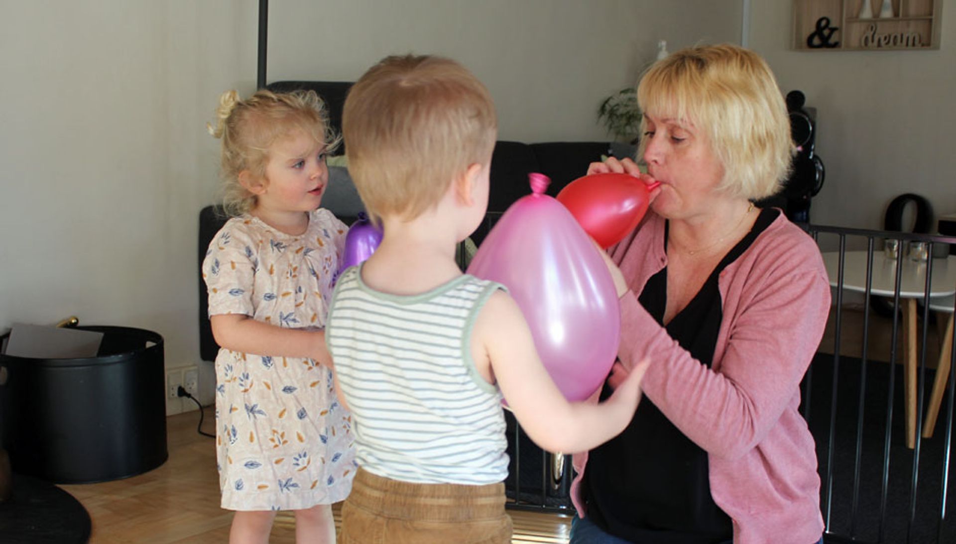 Dagplejer arbejder bevidst med at skabe trygge rammer for børnene