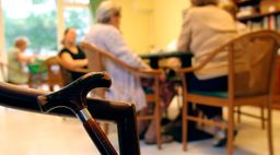 Demensekspert: Vi skal finde vores egen danske model