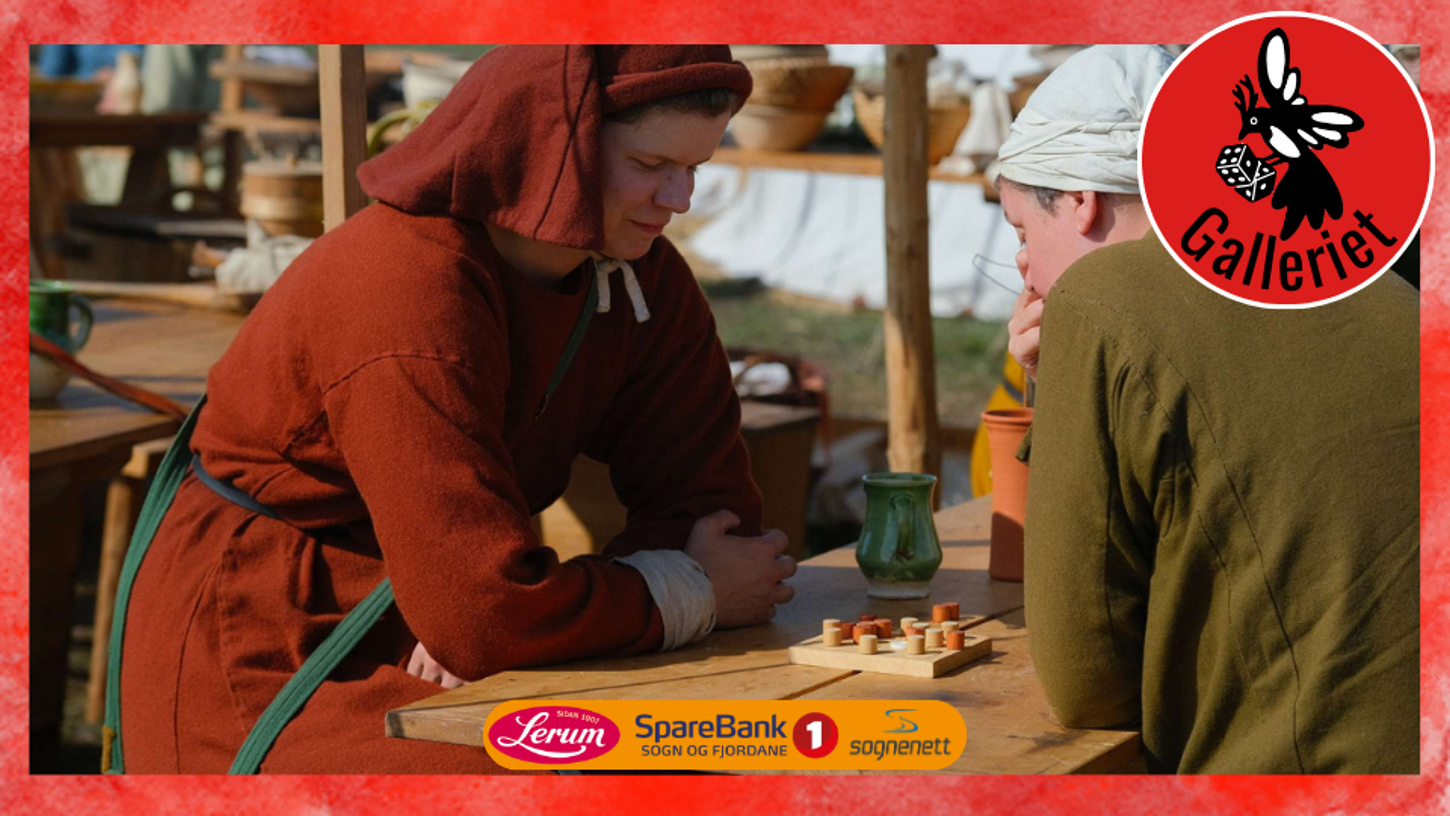 Bilete av Endre som grusar venninna Kine.