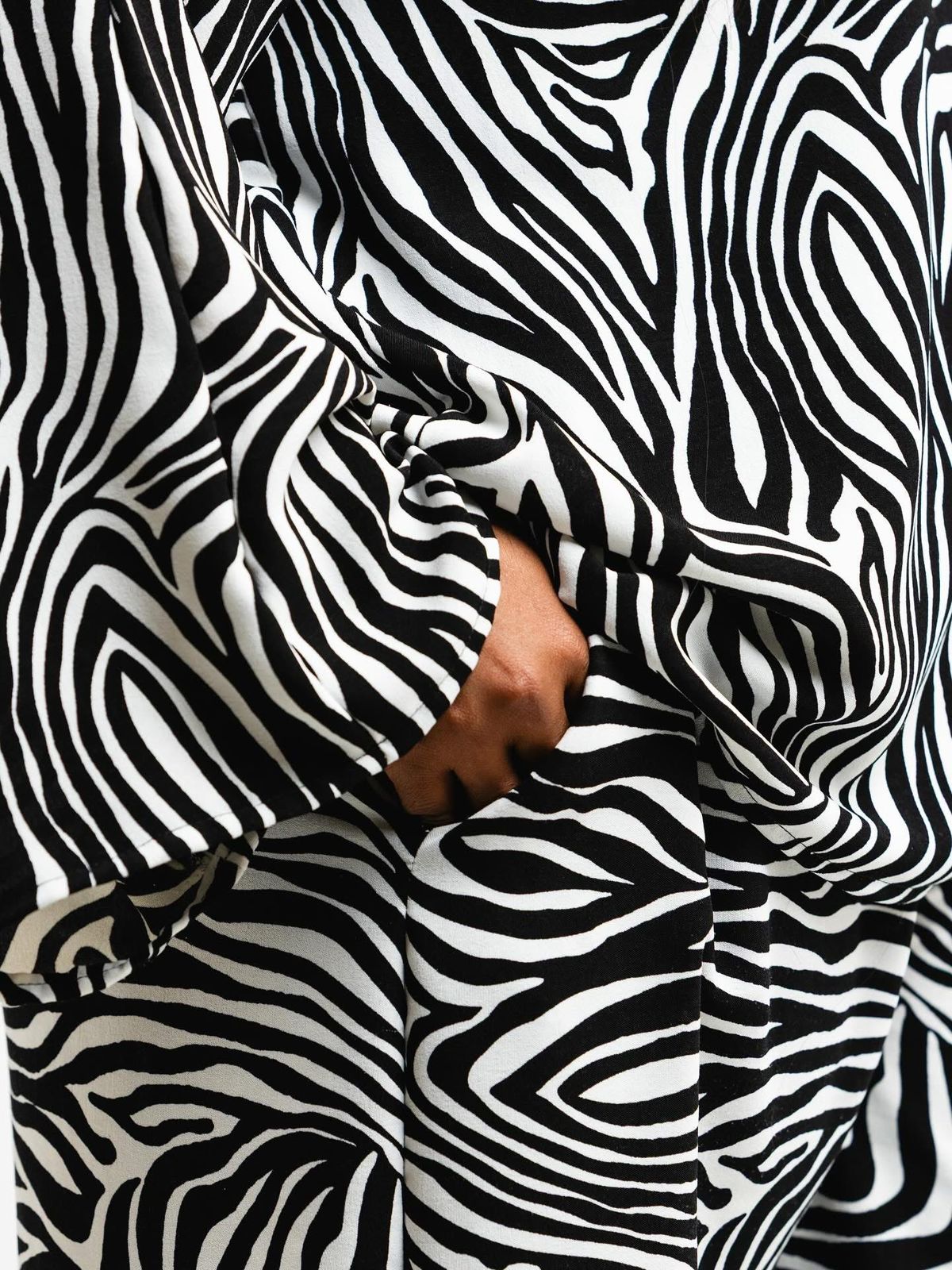 Abstract White 2 Piece  view 1