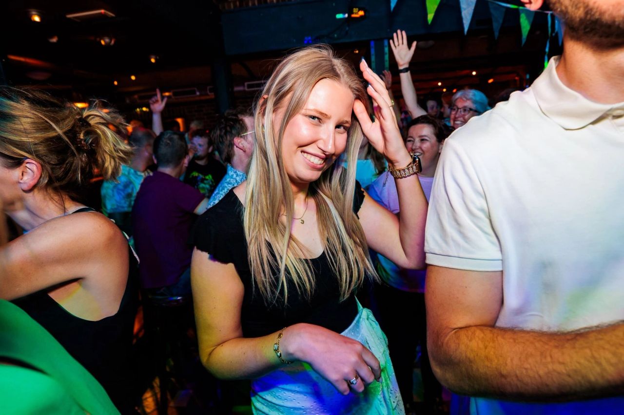 Een foto van een bedrijfsfeest. Vastgelegd door Bold Productions, contentspecialist voor Events & Artiesten.