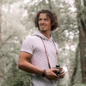 Tom van Heteren. Videograaf en Fotograaf voor Bold Productions, contentspecialist voor Events & Artiesten.