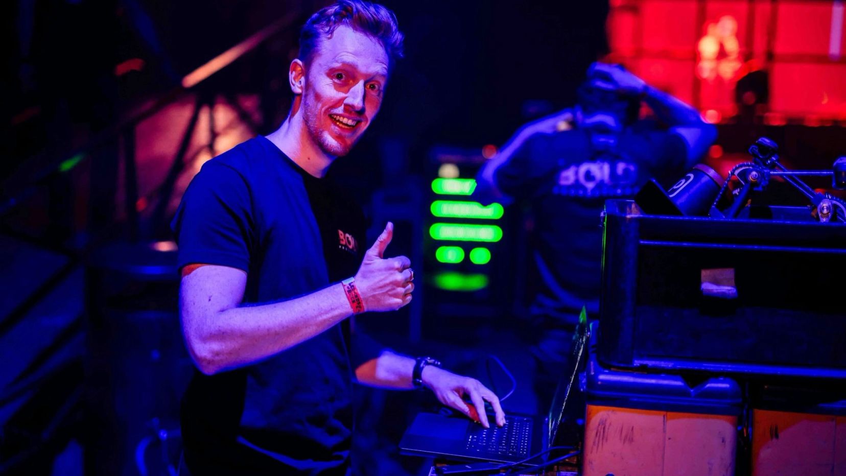 Mike Ampting, eigenaar van Bold Productions, met zijn team.
