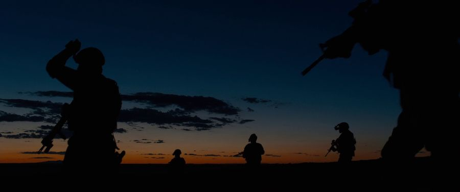 Sicario (2015) · dir. Denis Villeneuve · DP Roger Deakins