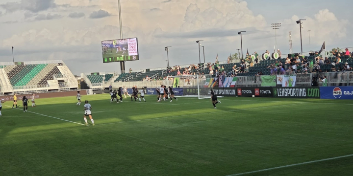 Lex Sporting Women Pick Up Right Where They Left Off with Dominant Home Opener