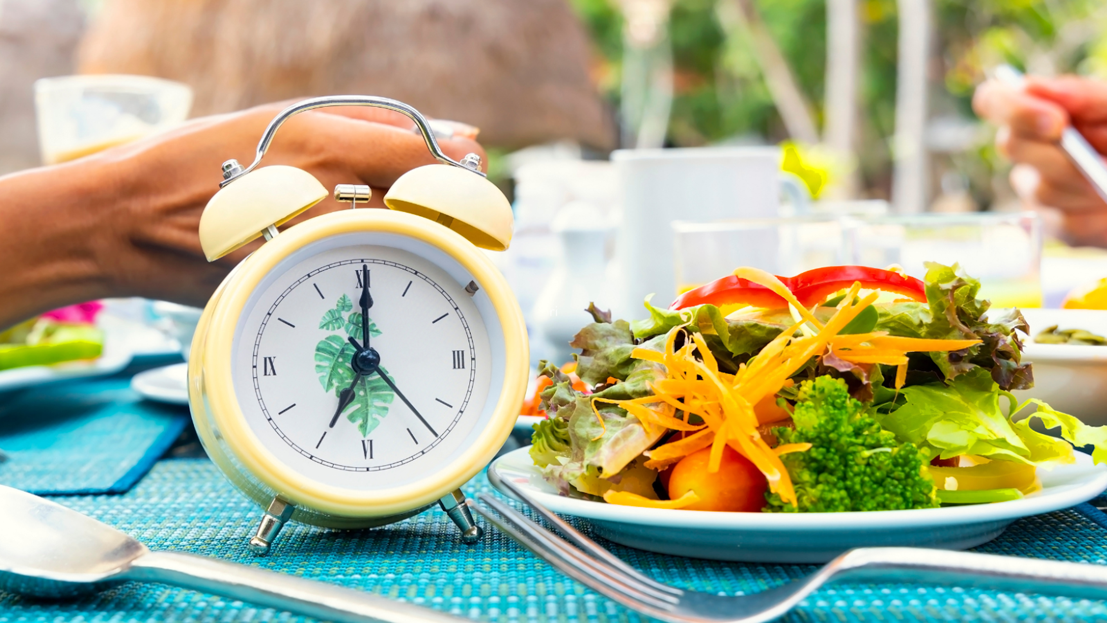 Why Is Intermittent Fasting Good for Weight Loss: A Balanced Approach