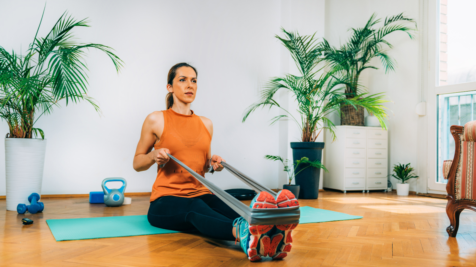 Top 10 Minute HIIT Workouts To Try At Home for People Short on Time