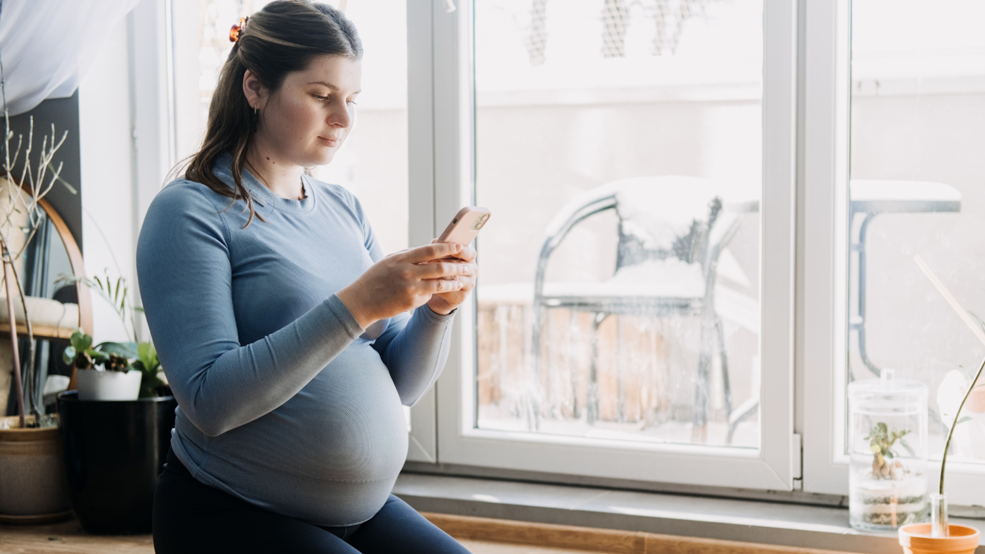 Our Guide to Safe Pregnancy Workouts at Home