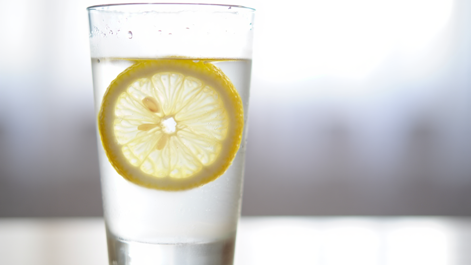 Does Lemon Water Break a Fast? The Real Answer for Fat Loss and Autophagy
