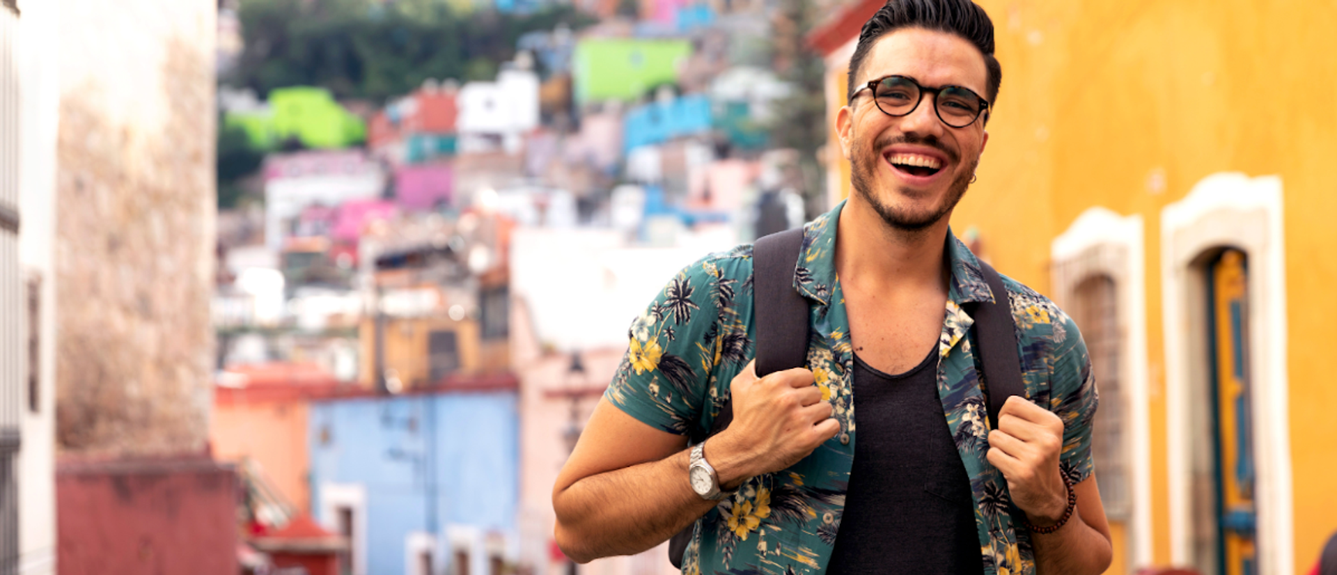 How to Stay Fit While Traveling: 7 Easy Tips