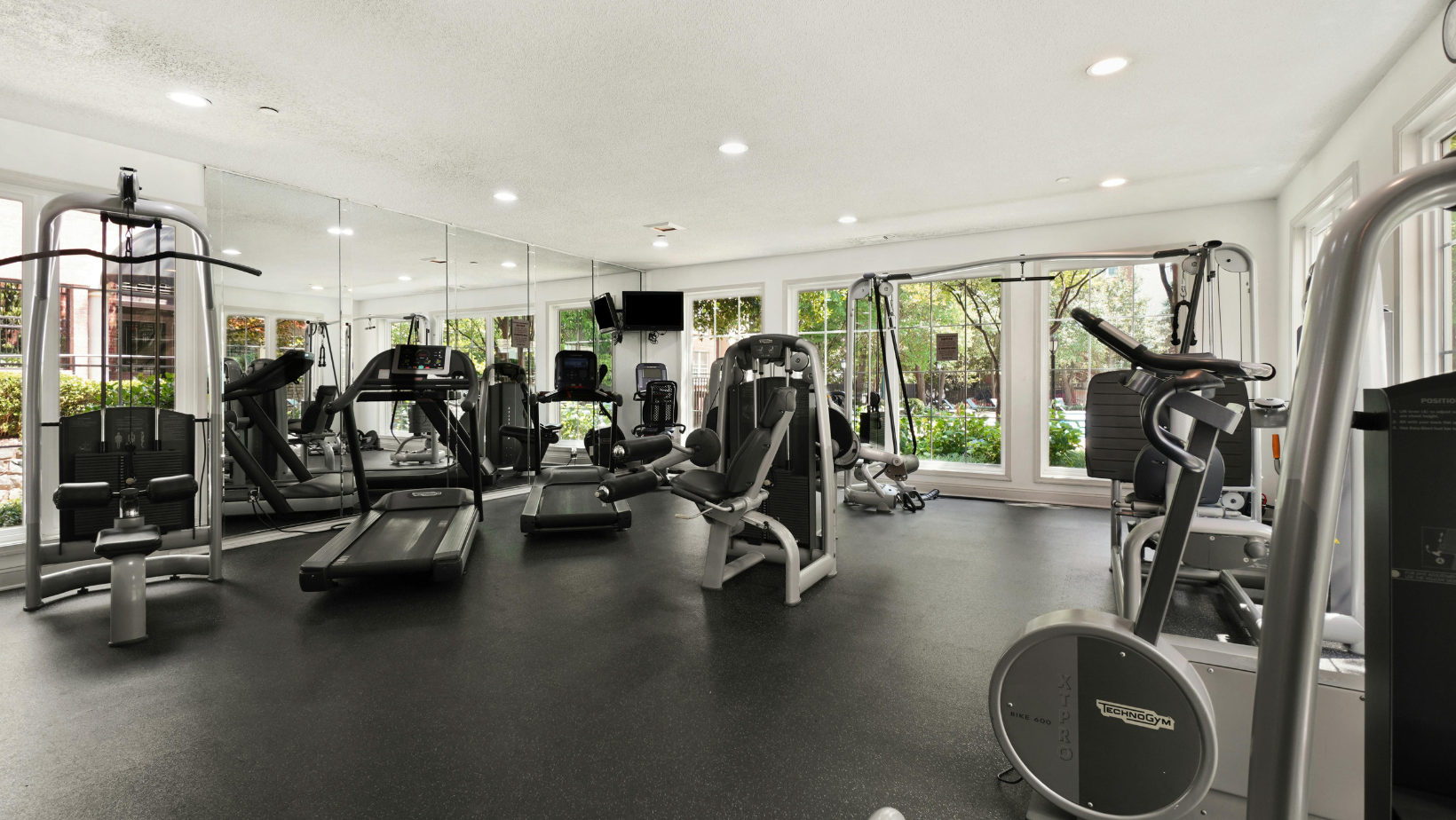 Apartment Fitness Programs: How Communities Are Turning Unused Gyms Into Real Results