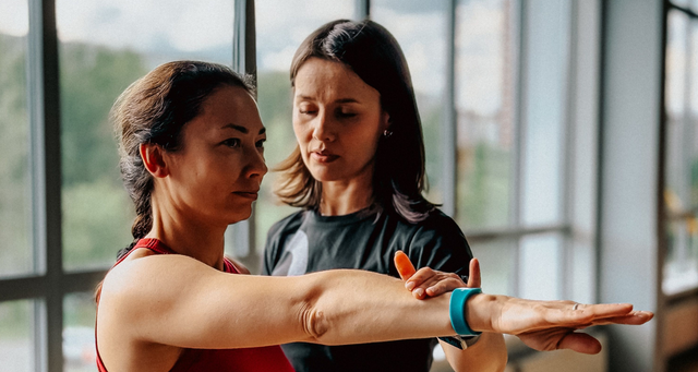 Female Personal Trainer Near Me: What Clients Should Consider