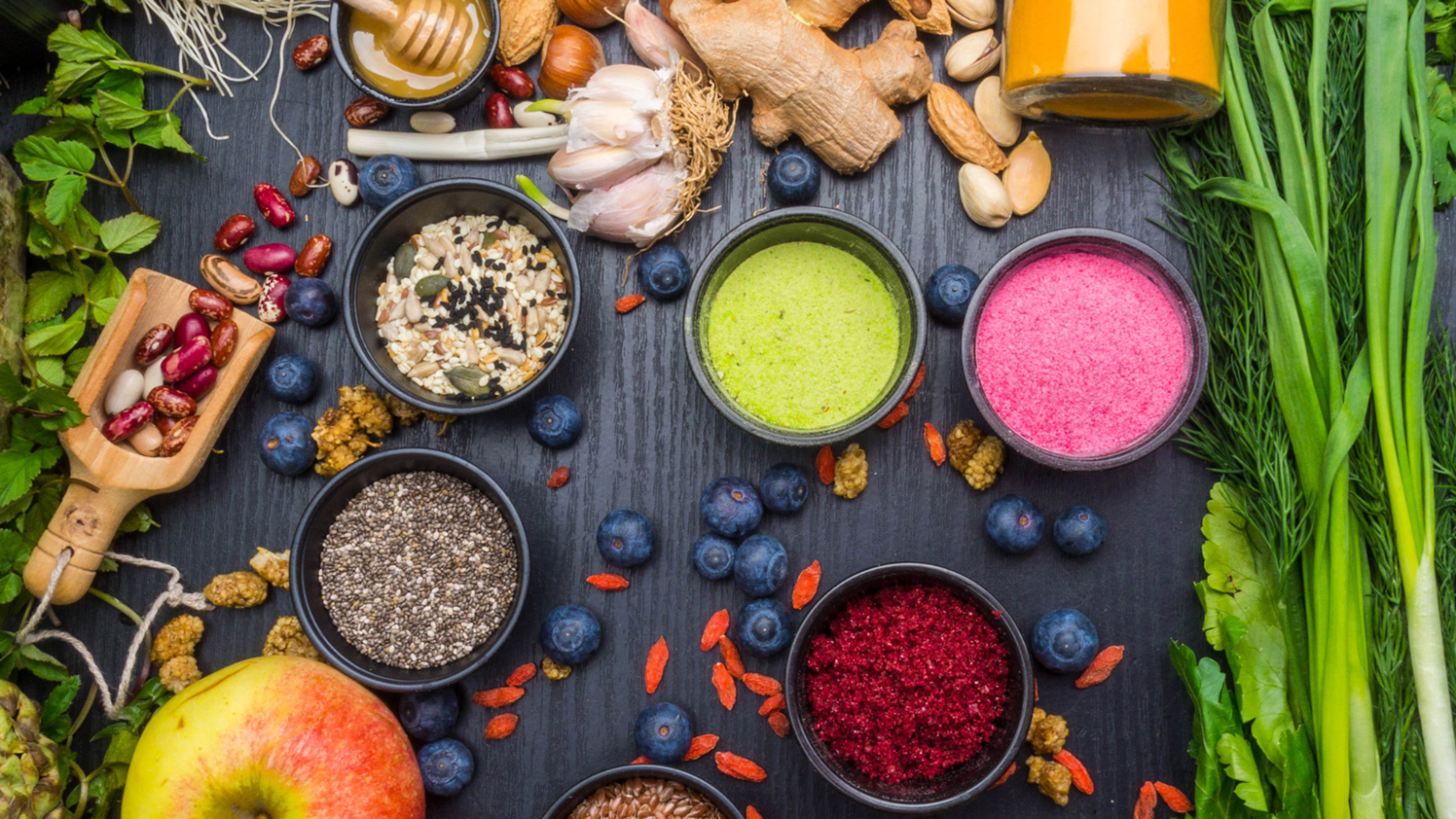 How to Stay Fit While Traveling: 7 Easy Tips