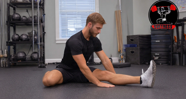 Should You Stretch Before or After Working Out? Most People Get This Wrong