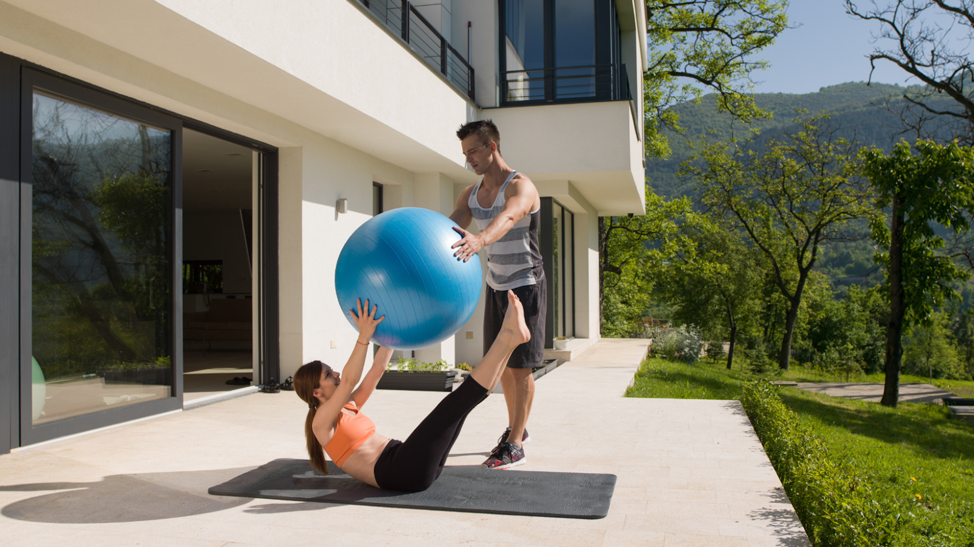 Why Svetness Offers the Best In-Home Personal Training Services