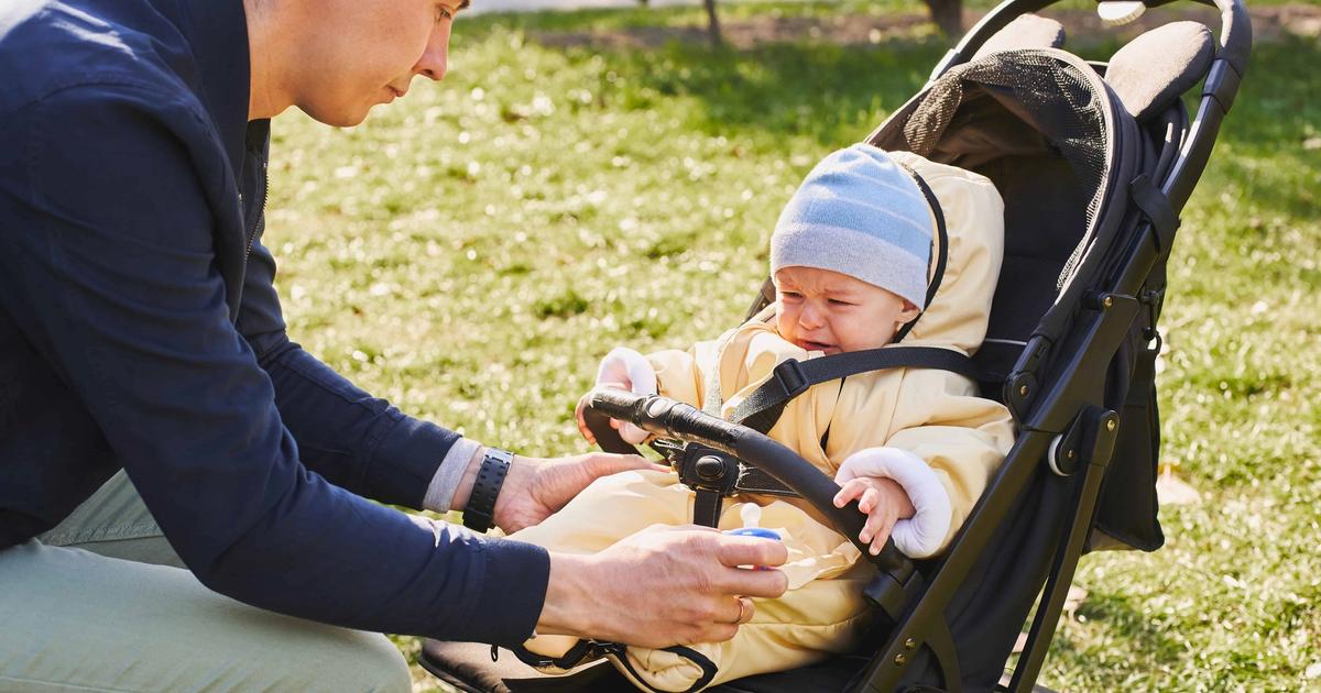 Heading Out: Determining Readiness for Your Baby’s First Walks