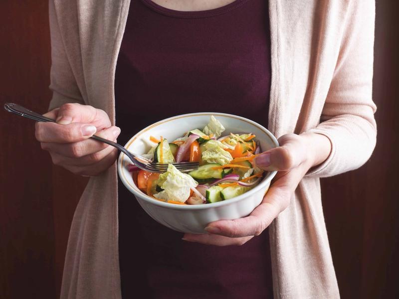 The five-minute meal practical ways to stay fed and hydrated with a newborn