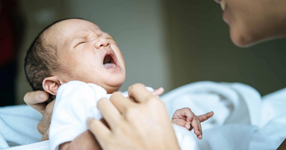 The step-by-step soothing guide: navigating infant crying with confidence