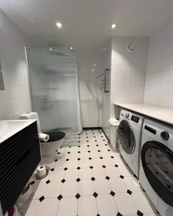 Avslutad badrumsrenovering med totalentreprenad i Liljeholmen