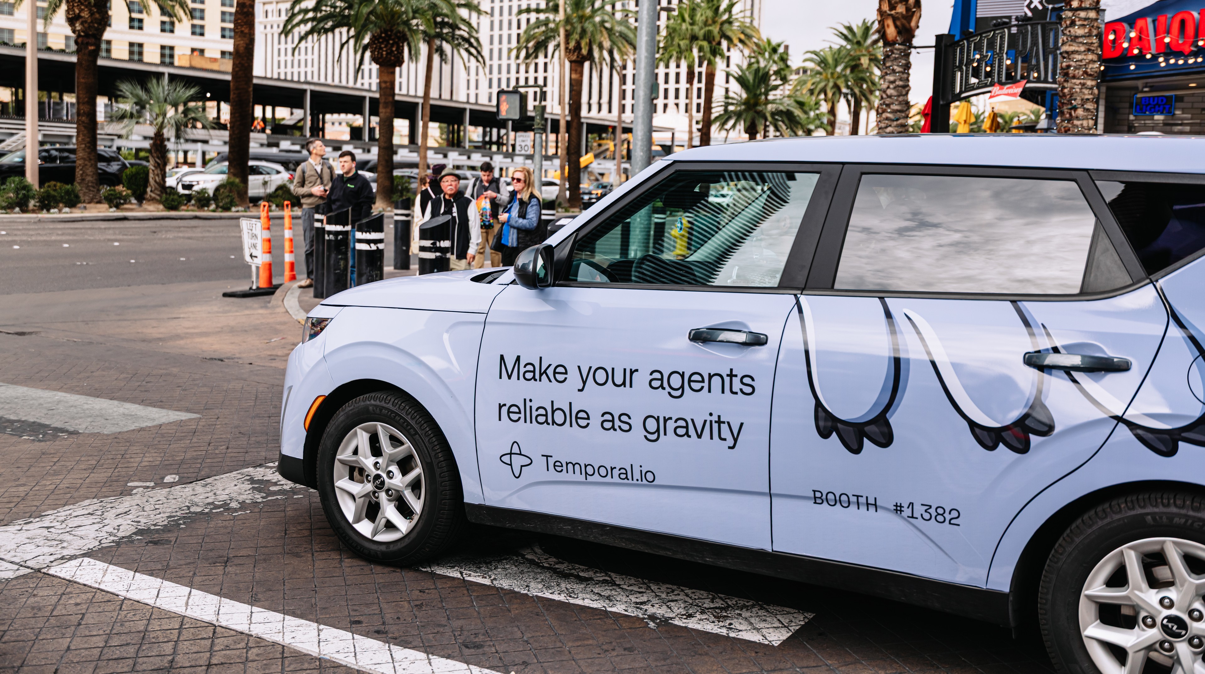 Temporal wrapped car OOH campaign in Las Vegas via GOOD TRAFFIC
