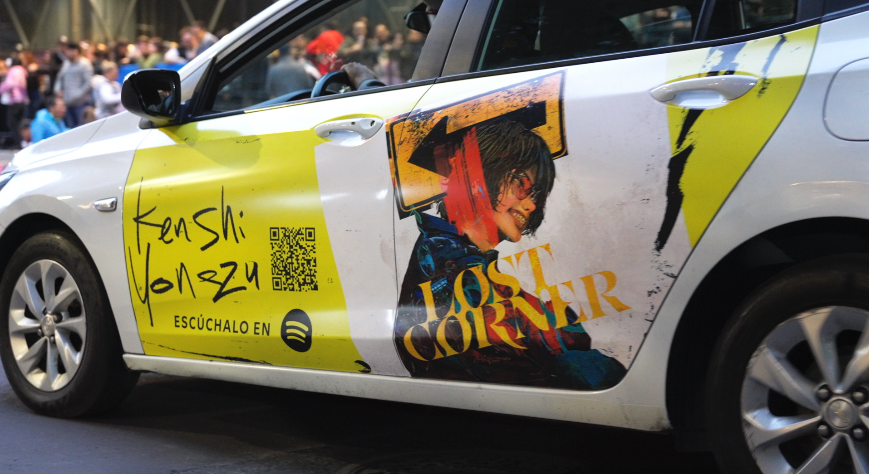 Sony Music lanzó una campaña publicitaria en coches de transporte compartido