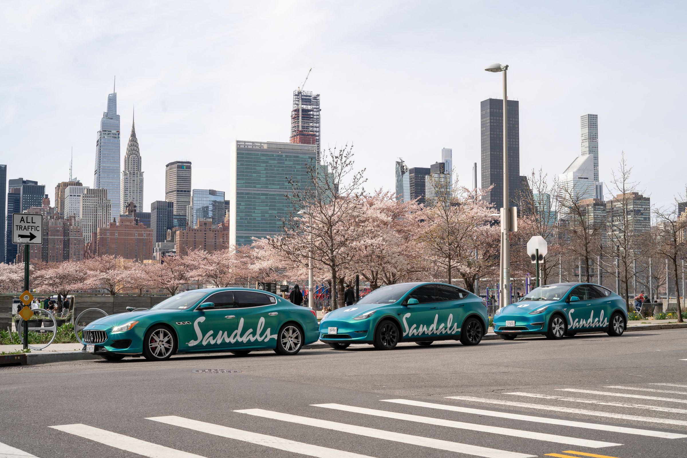 Sandals ooh rideshare campaign, car in NYC