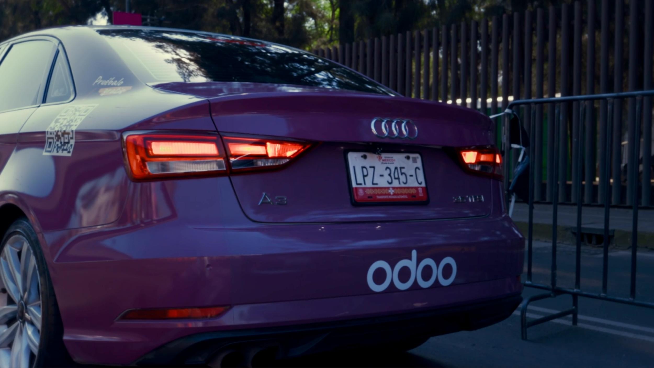 Odoo wrapped car campaign F1 Mexico City