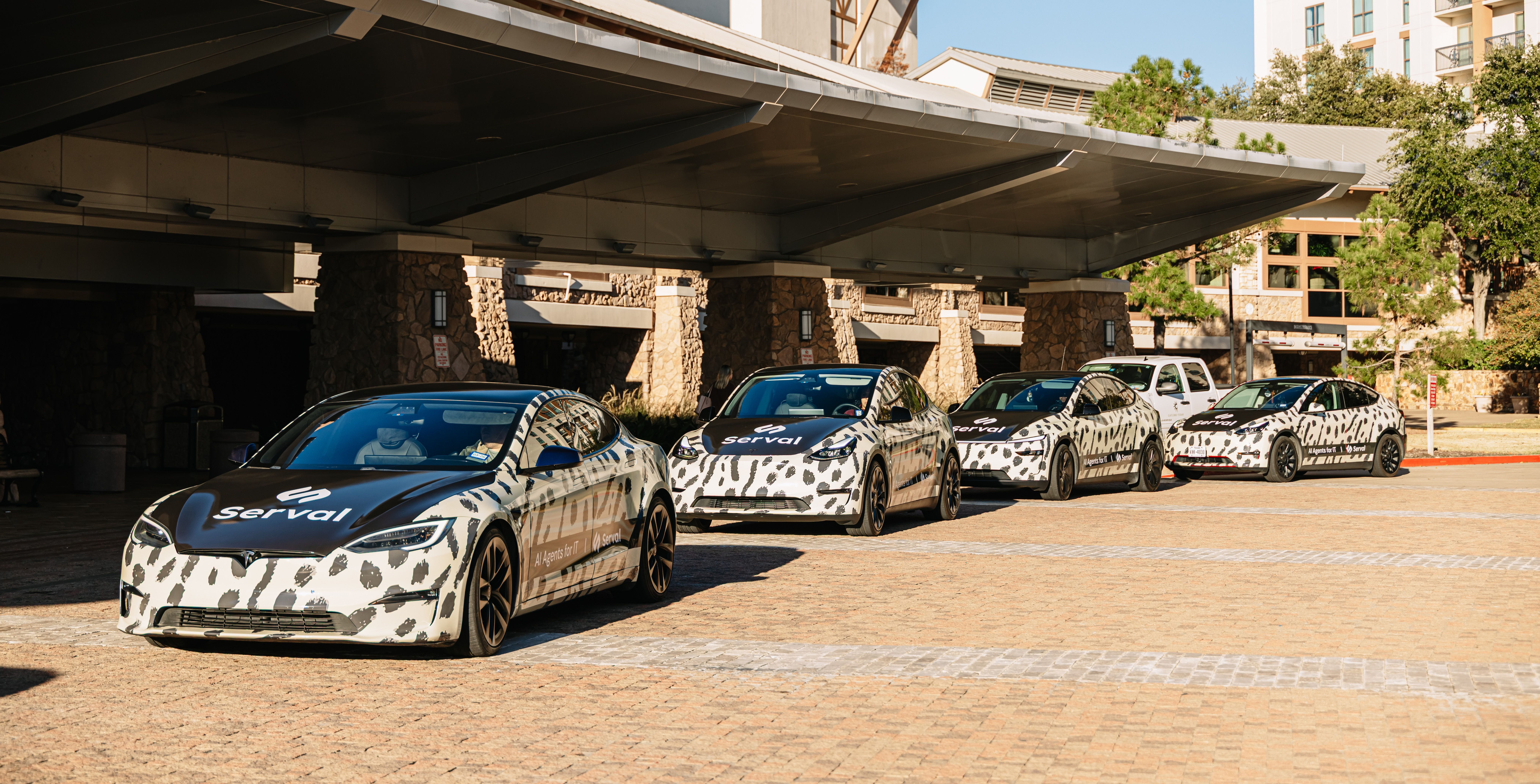 Serval wrapped car campaign in Grapevine TX at Gartner conference via GOOD TRAFFIC