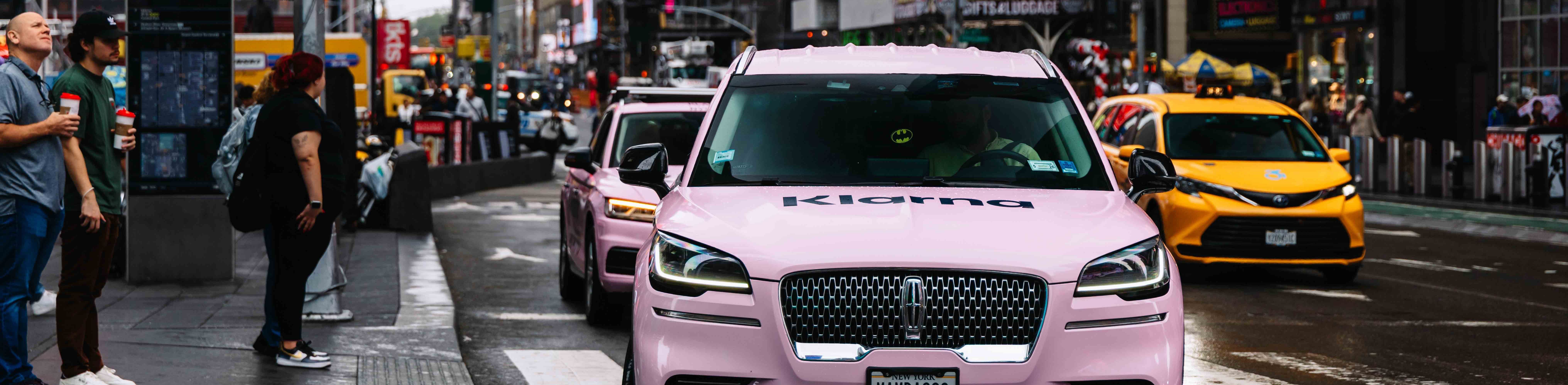 vehicles advertising featuring klarna 