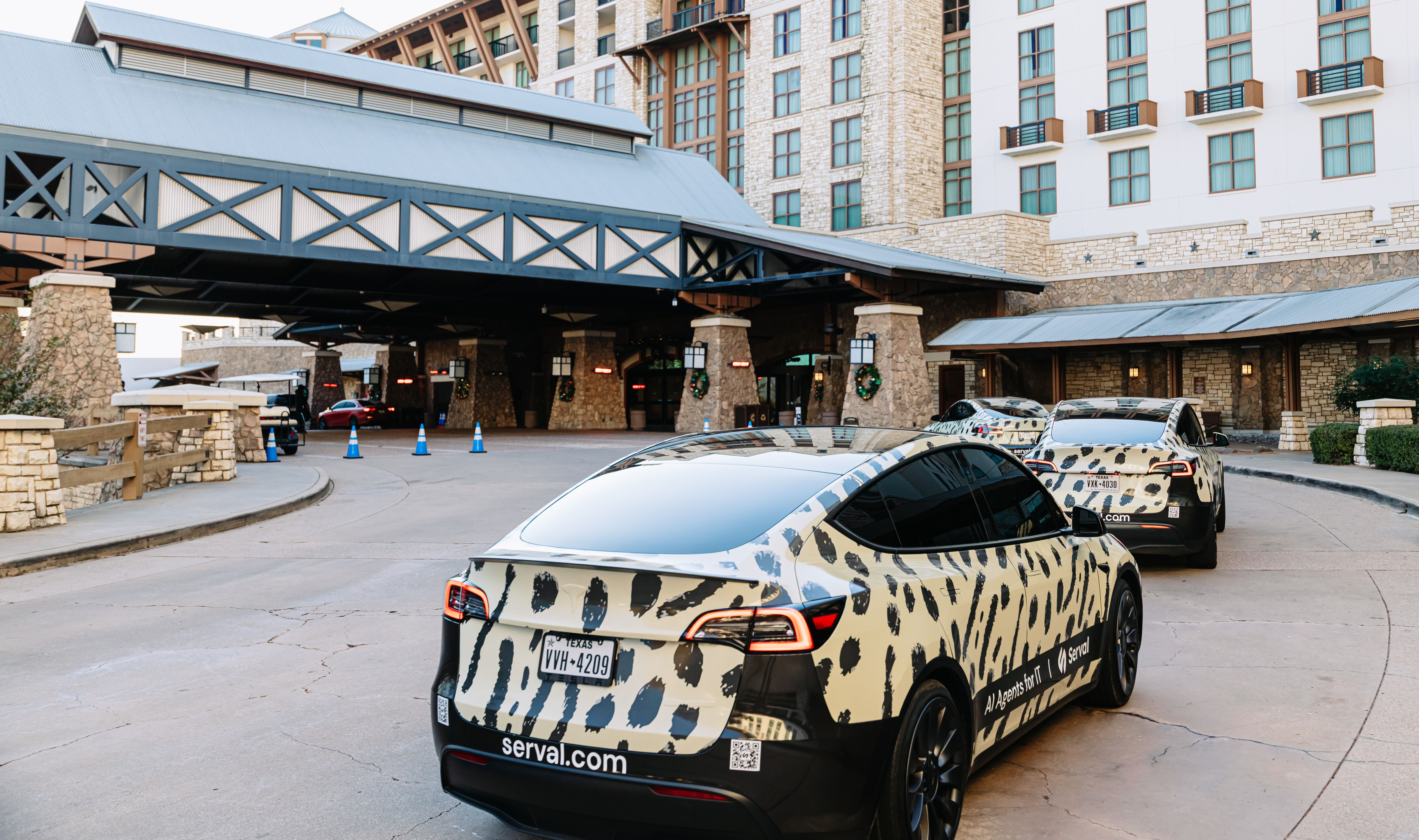 Serval wrapped car campaign in Grapevine TX at Gartner conference via GOOD TRAFFIC