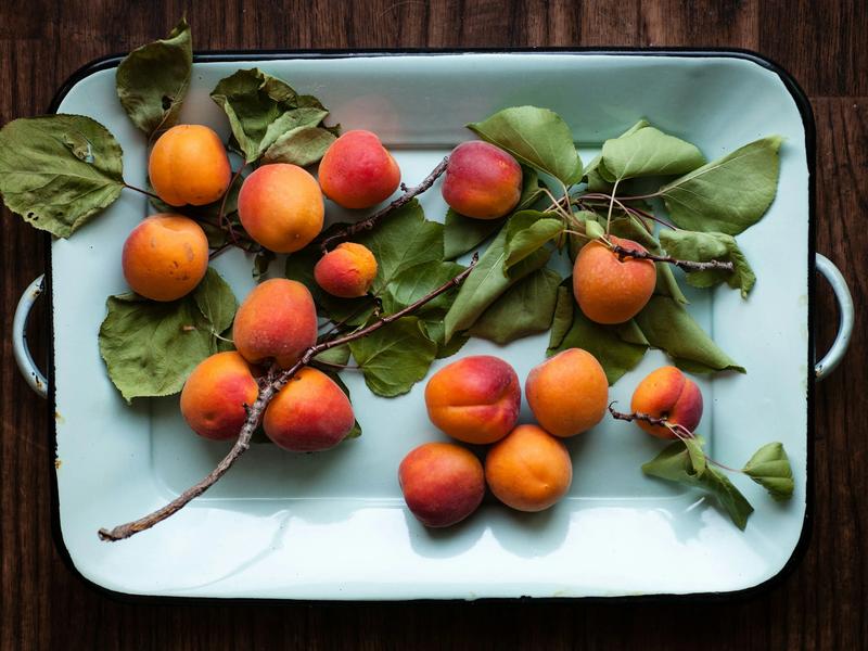 Abricots dans un plats de cuisine