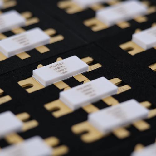 Sets of transistor chips