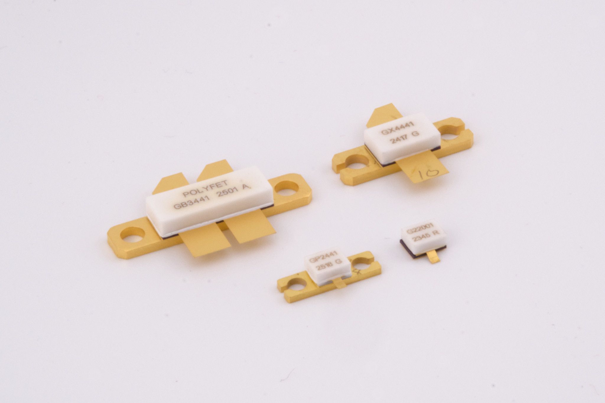 Sets of GaN transistors