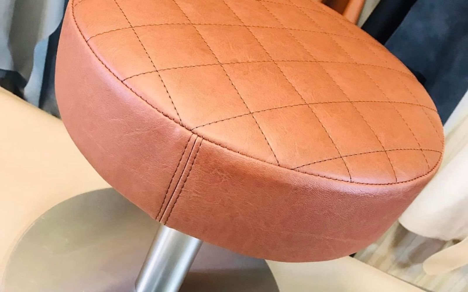Professional seat for a prototype or small-series project