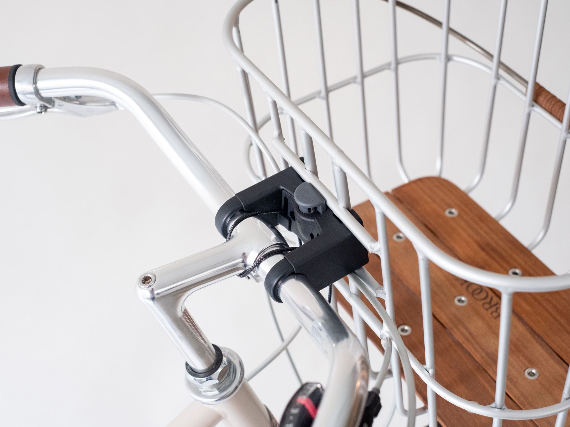HOXTON WIRE BASKET | TOKYOBIKE