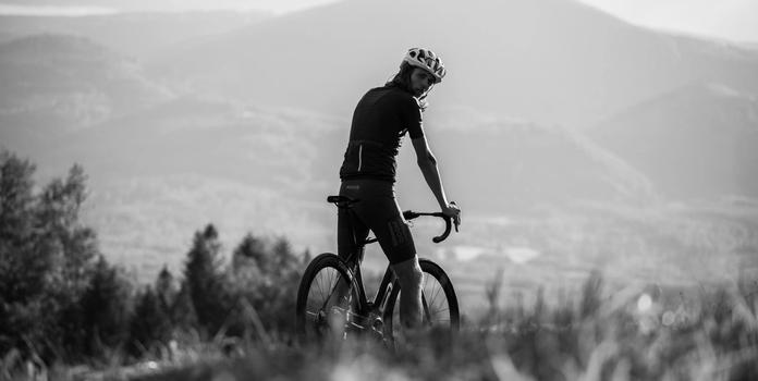 MOOQ: Od podprsenky k cyklistickému dresu