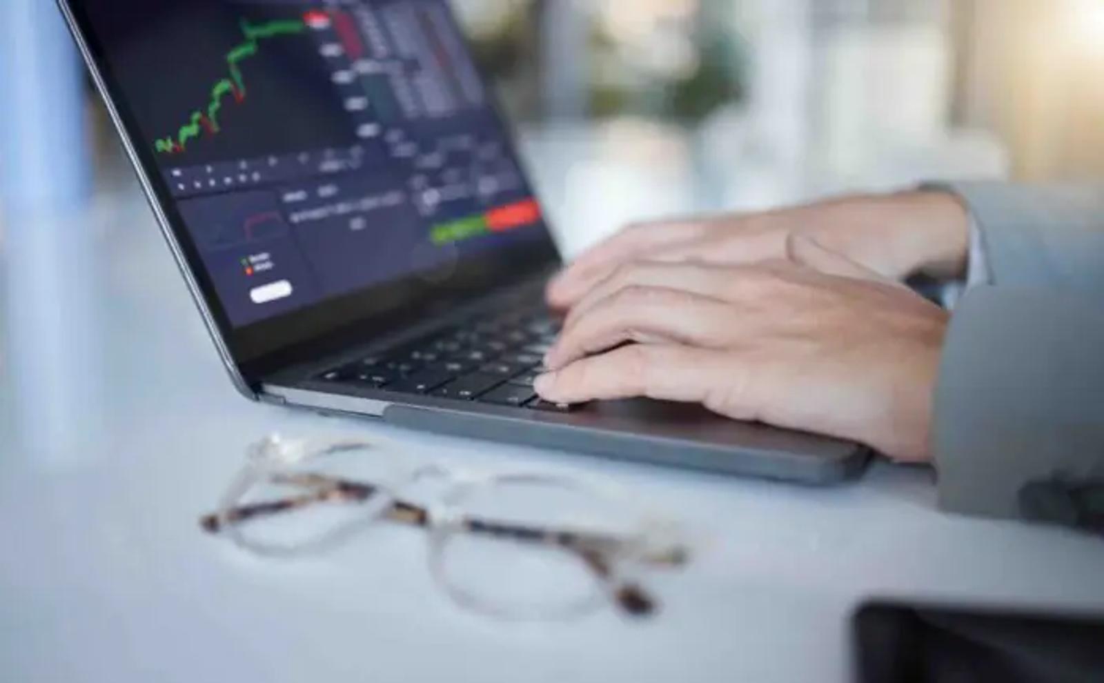 Spear Phishing: Risks, Impact, and Prevention with Passwordless Authentication