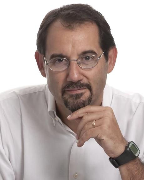 Luigi Maccallini on the Innovation Bridge stage