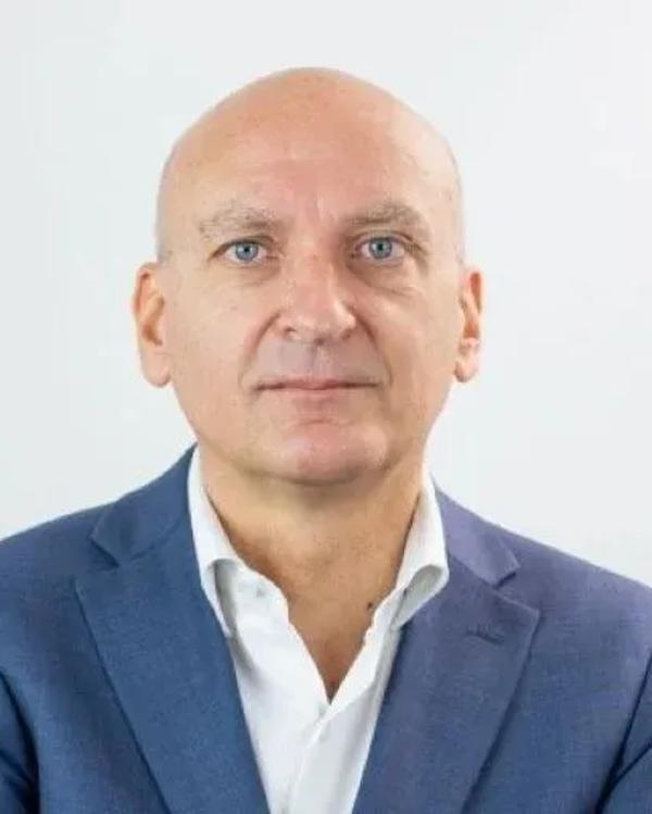 Roberto Loiola