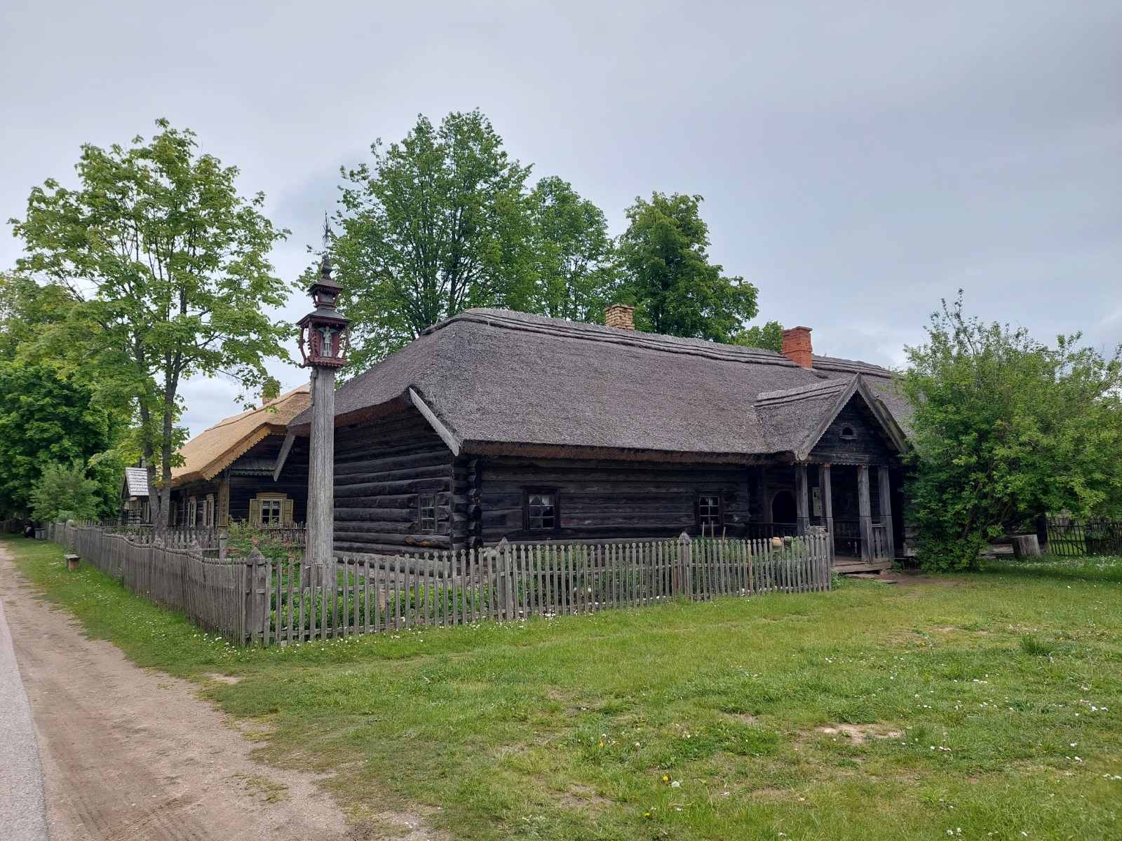 Mokomės mokyti etnokultūros
