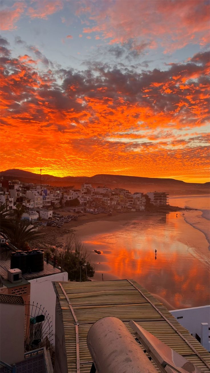 Sunset & Surf in Taghazout
