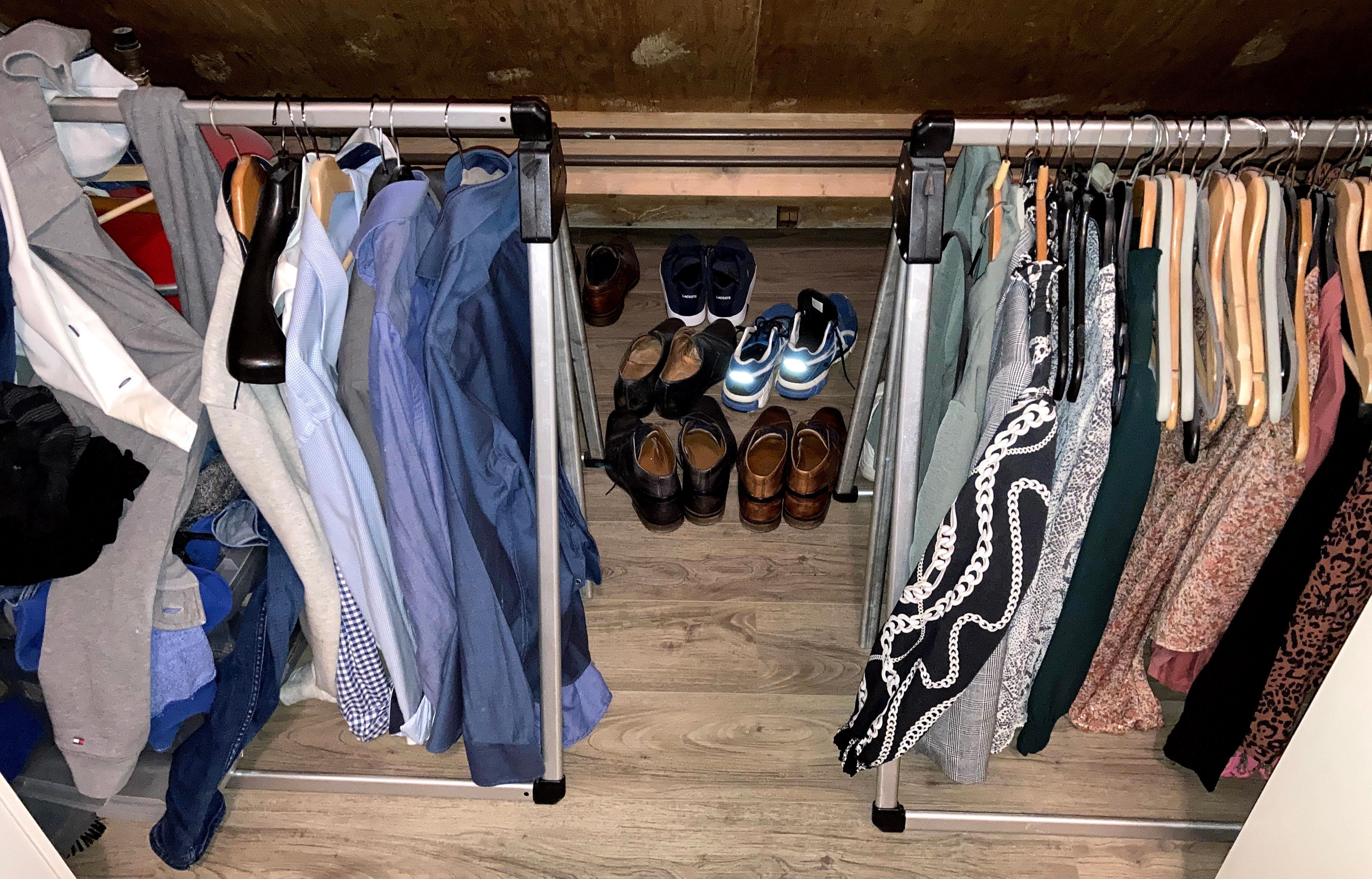 Daaronder staan de schoenen