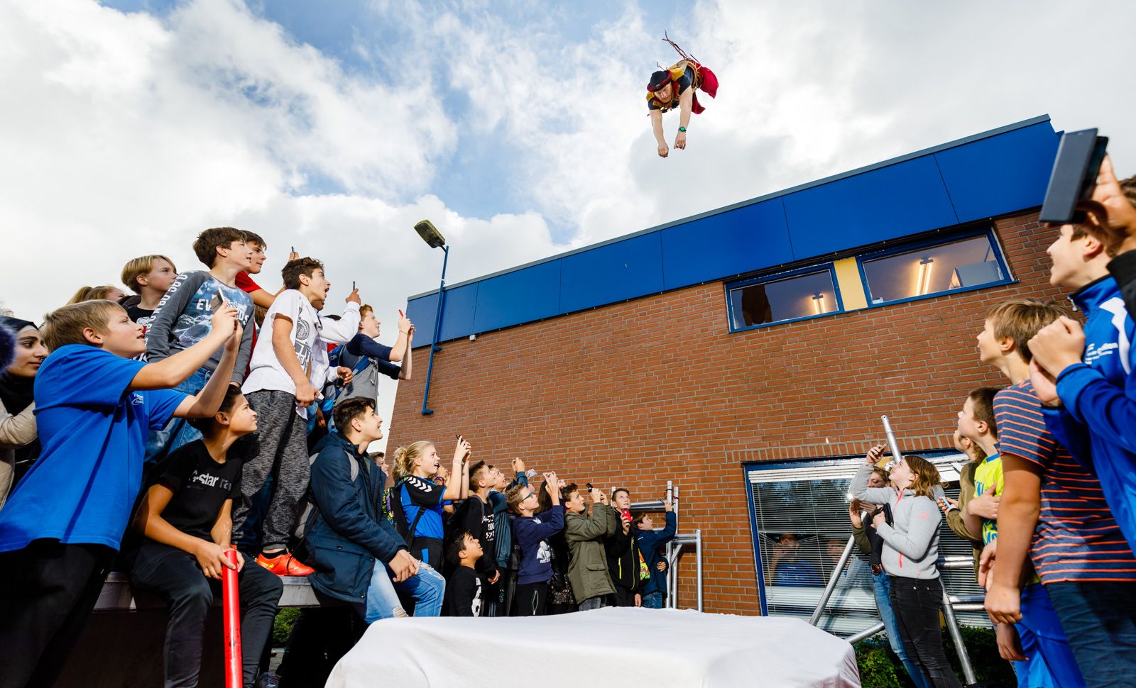 Mijn baan als docent voorzag in mijn levensonderhoud. Alles wat ik er als ZZP´er bijverdiende, stopte ik in mijn collectie.