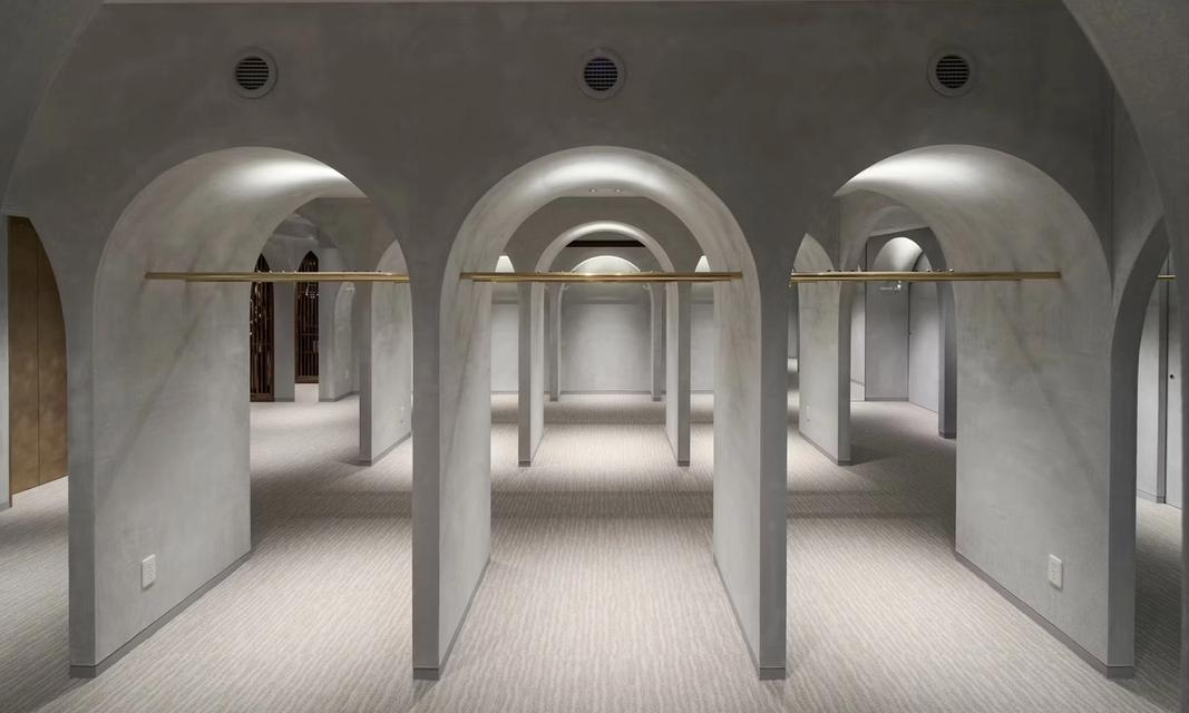 © Tsutsumi And Associates
