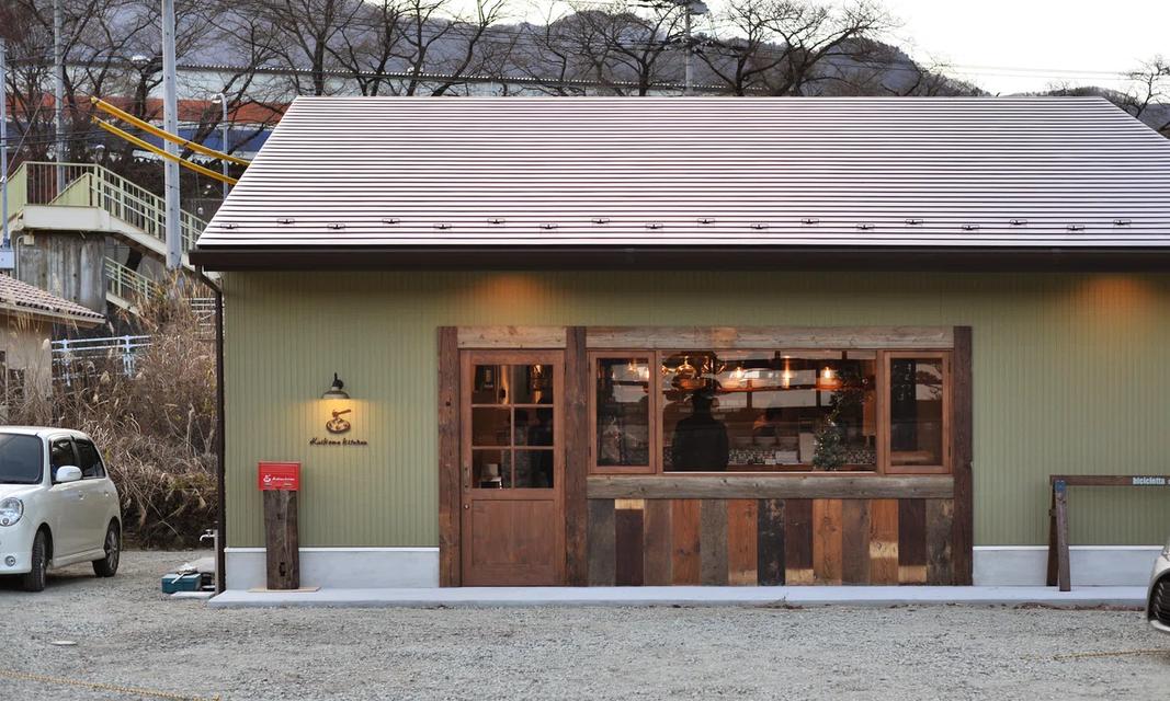 写真:山翠舎
